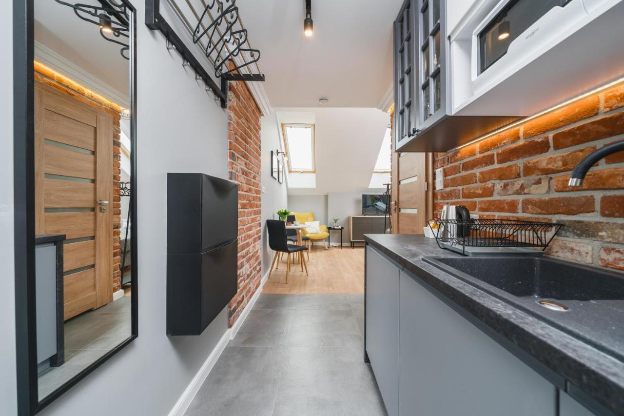 Saint Florian'S Suites - Old Town Luxury Apartments - By Upstairs Cracovie Extérieur photo
