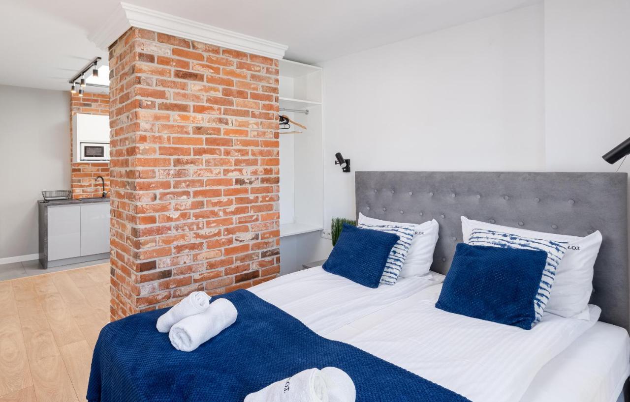 Saint Florian'S Suites - Old Town Luxury Apartments - By Upstairs Cracovie Extérieur photo
