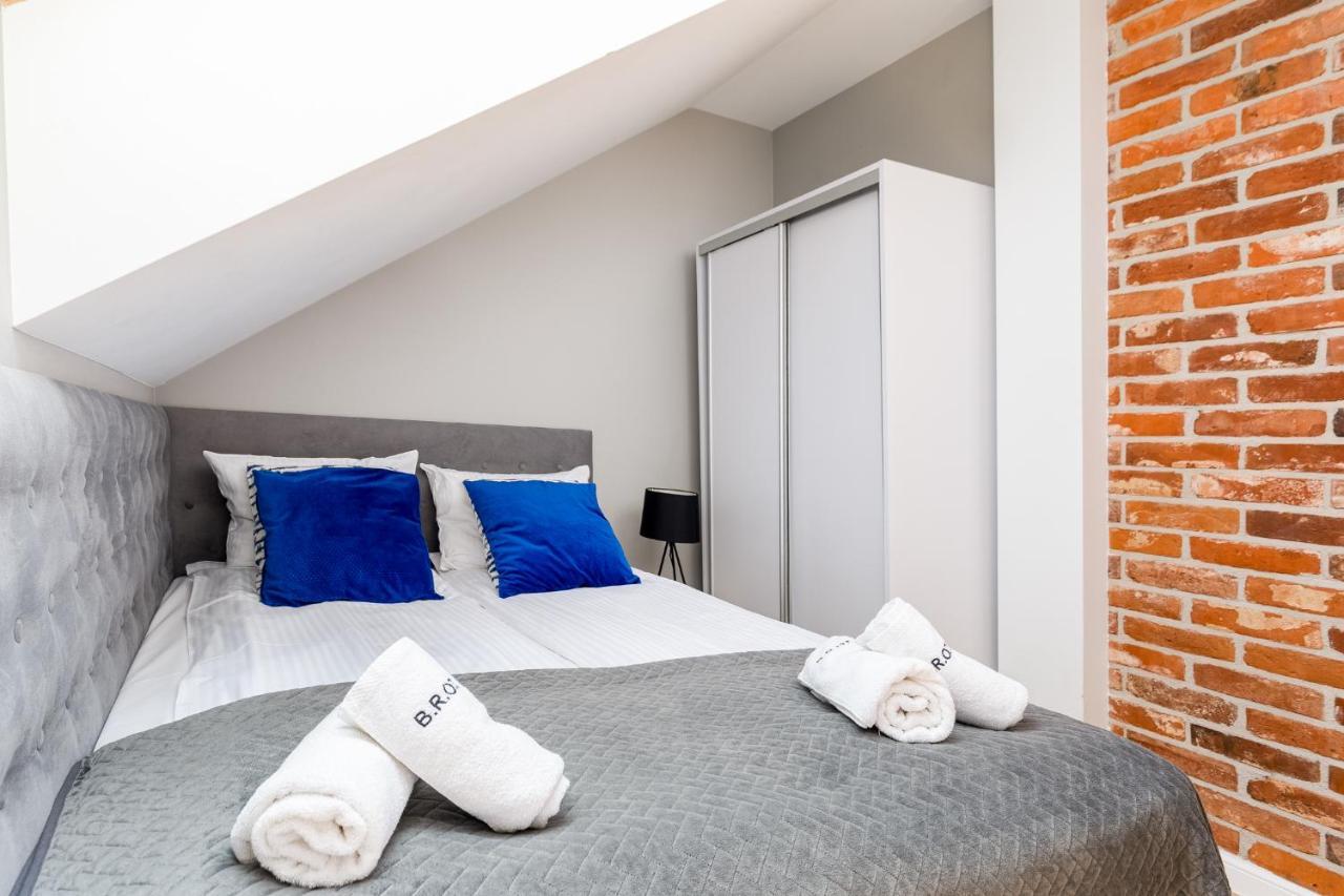 Saint Florian'S Suites - Old Town Luxury Apartments - By Upstairs Cracovie Extérieur photo