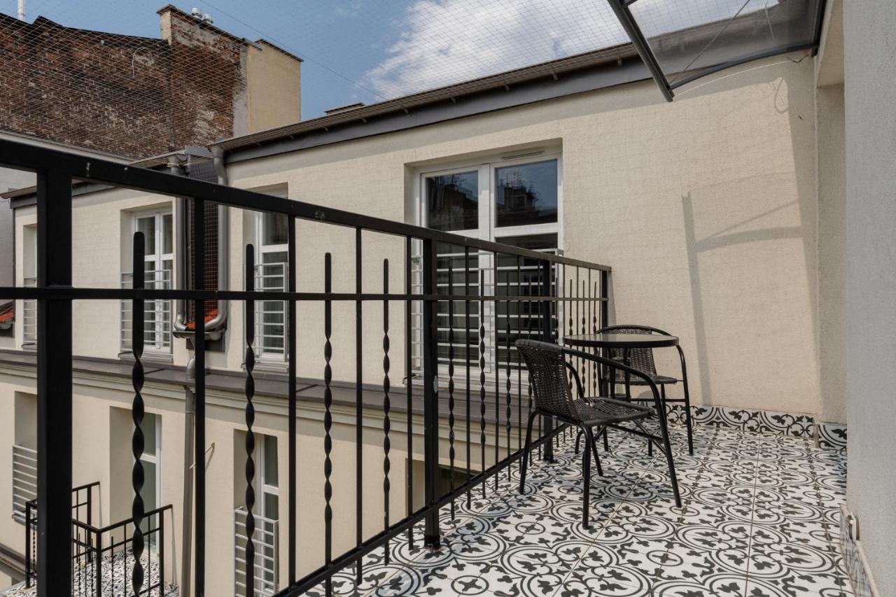 Saint Florian'S Suites - Old Town Luxury Apartments - By Upstairs Cracovie Extérieur photo