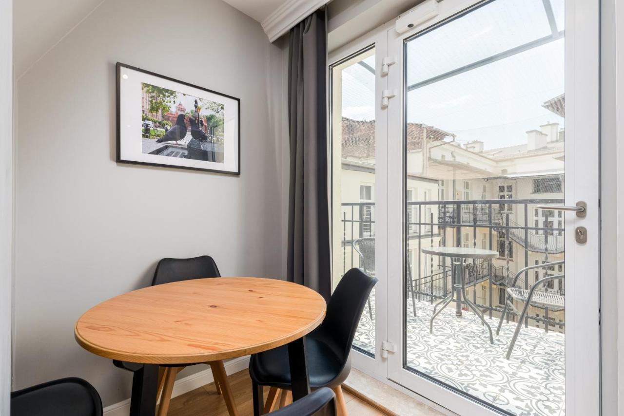 Saint Florian'S Suites - Old Town Luxury Apartments - By Upstairs Cracovie Extérieur photo