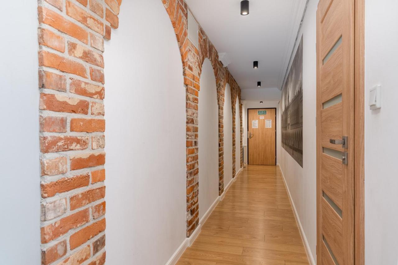 Saint Florian'S Suites - Old Town Luxury Apartments - By Upstairs Cracovie Extérieur photo