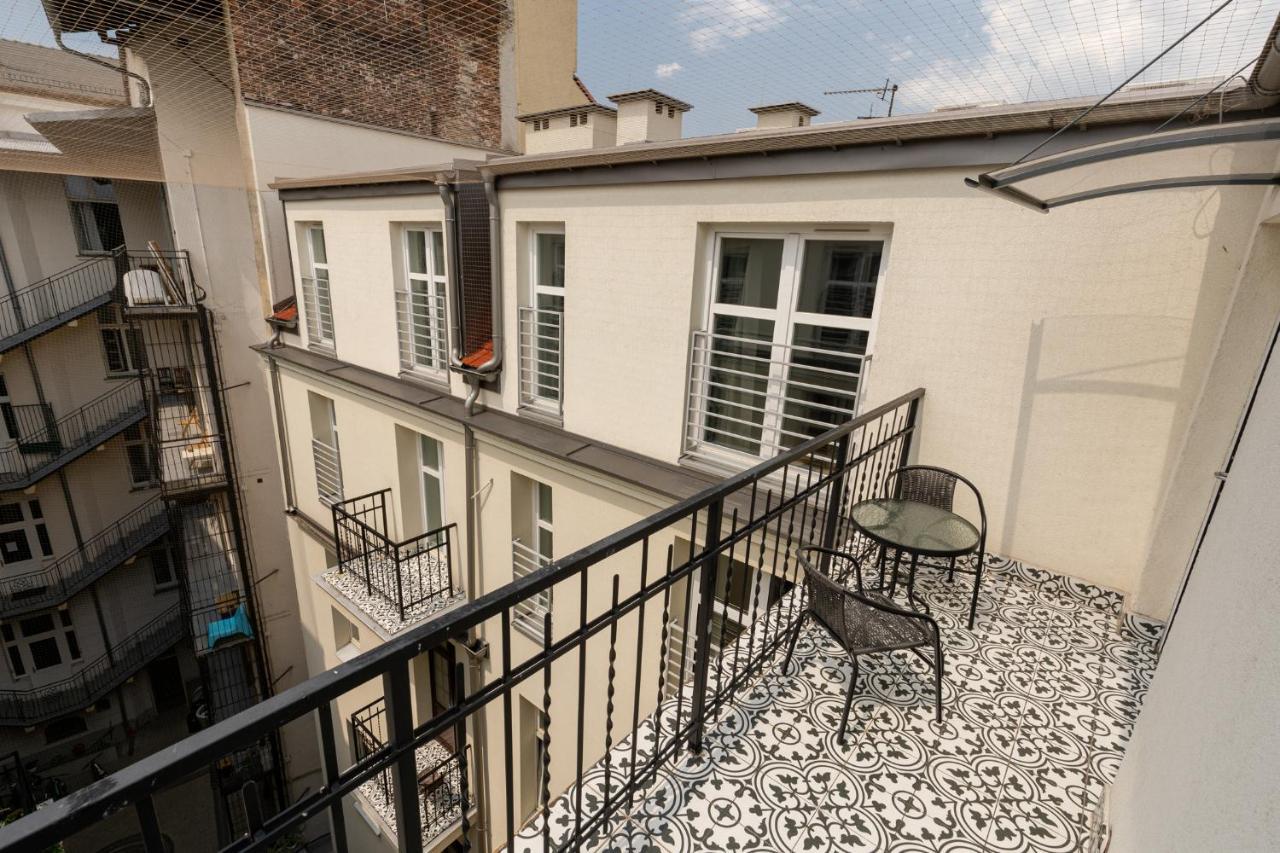 Saint Florian'S Suites - Old Town Luxury Apartments - By Upstairs Cracovie Extérieur photo