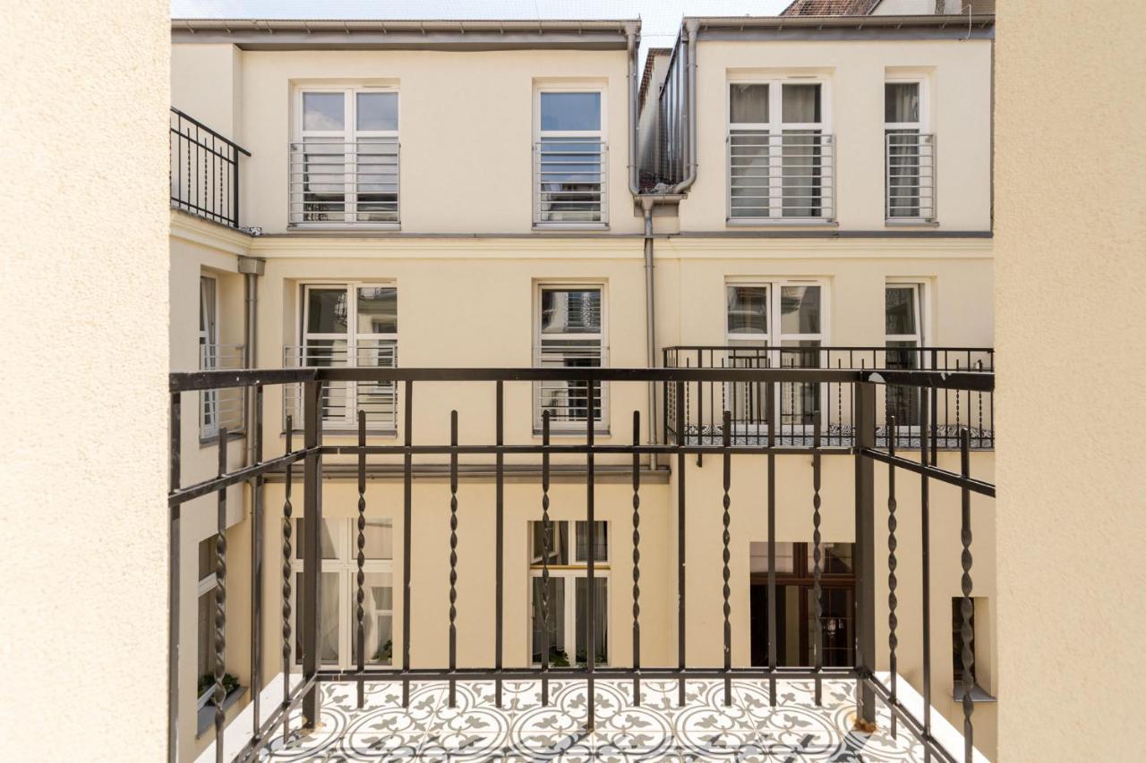 Saint Florian'S Suites - Old Town Luxury Apartments - By Upstairs Cracovie Extérieur photo